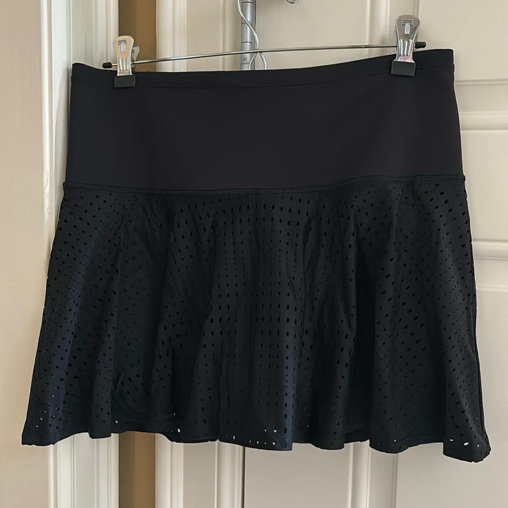 Athleta A-Game 14" skort, size medium
